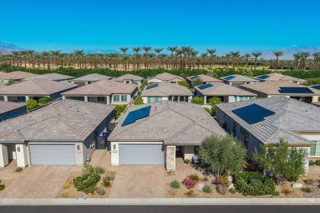 82460 Crane Drive, Indio, CA 92201 02-02