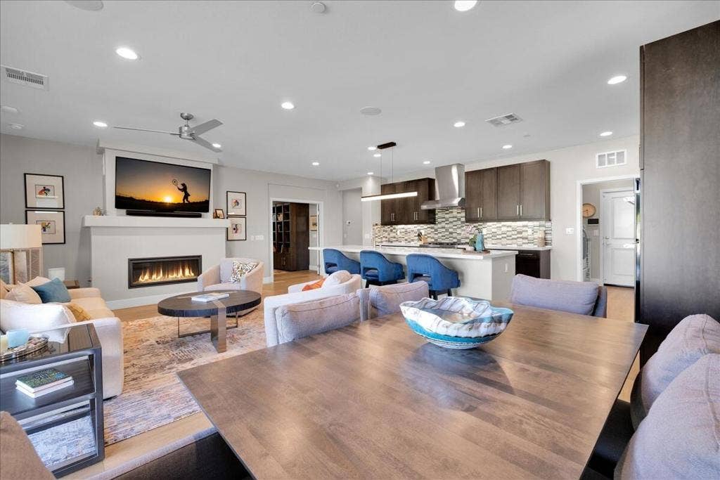 82460 Crane Drive, Indio, CA 92201 11-11