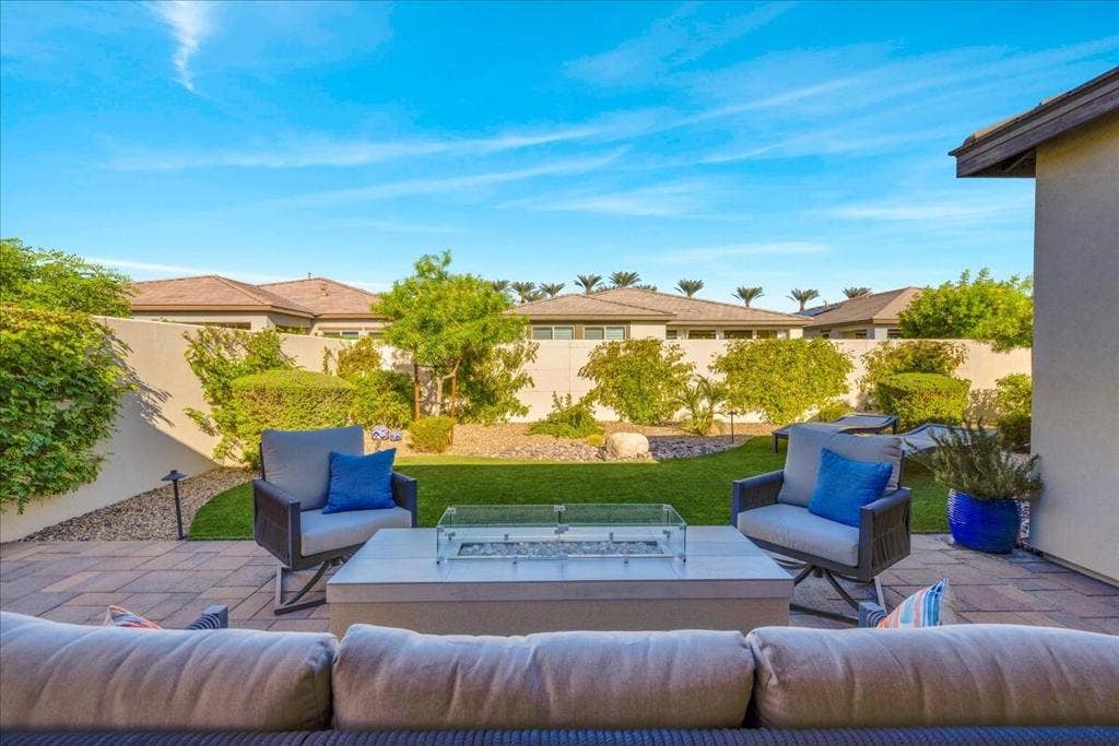 82460 Crane Drive, Indio, CA 92201 37-37