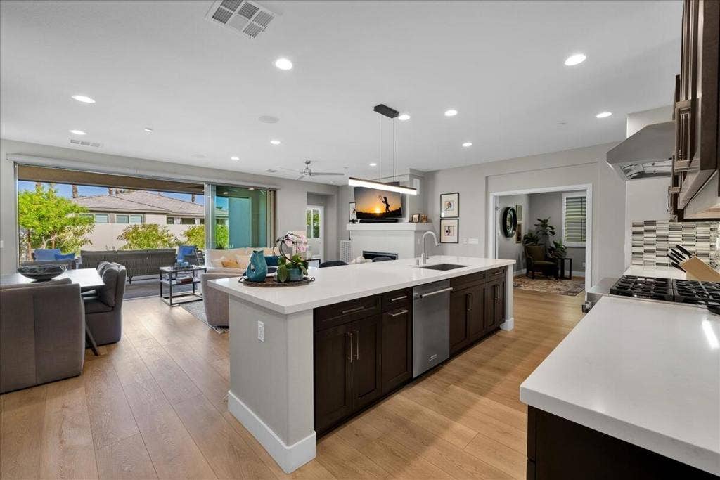 82460 Crane Drive, Indio, CA 92201 19-19