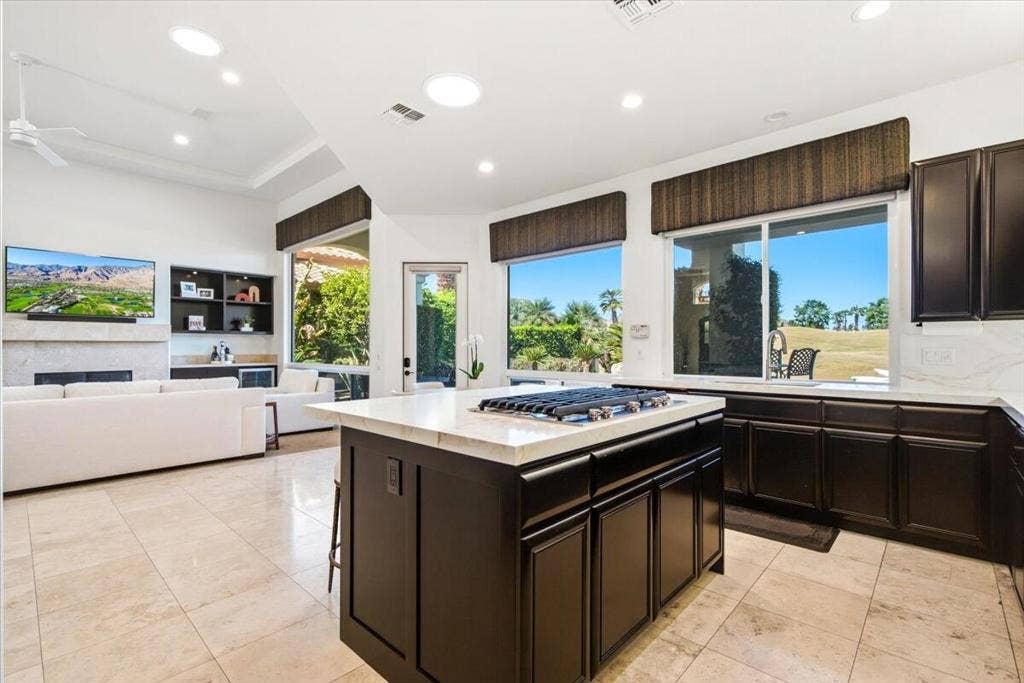 10-78790 Cabrillo Way-13