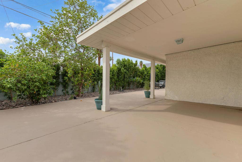 3967 E Sunny Dunes Road, Palm Springs, CA 92264 IMG_7287