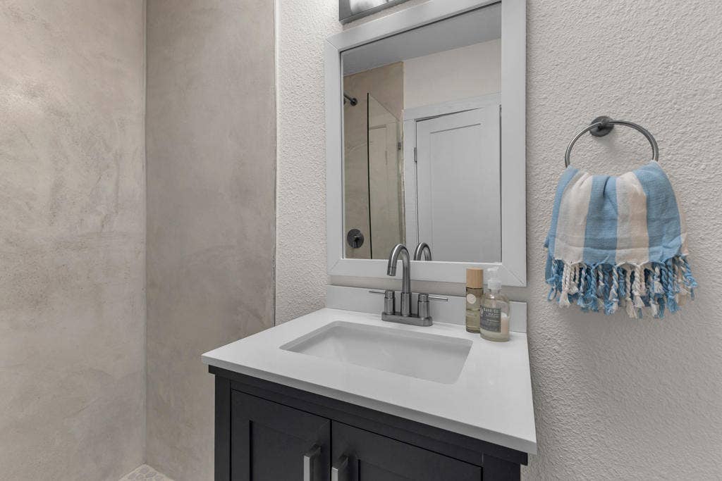 3967 E Sunny Dunes Road, Palm Springs, CA 92264 IMG_7233