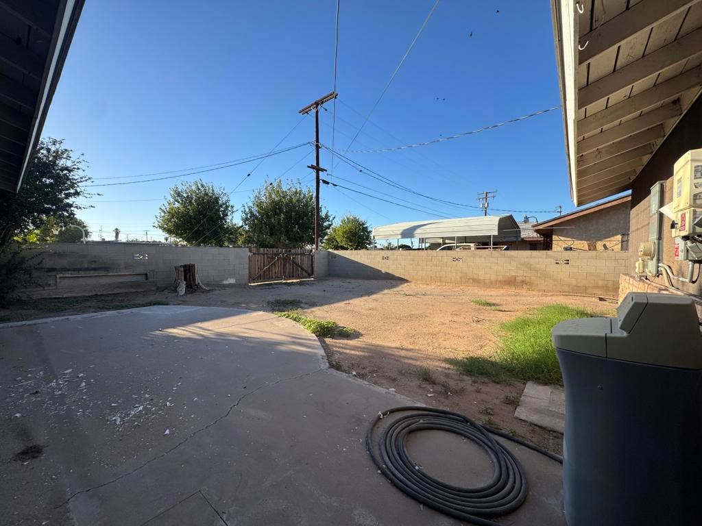 301 N Sola Avenue, Blythe, CA 92225 IMG_9072