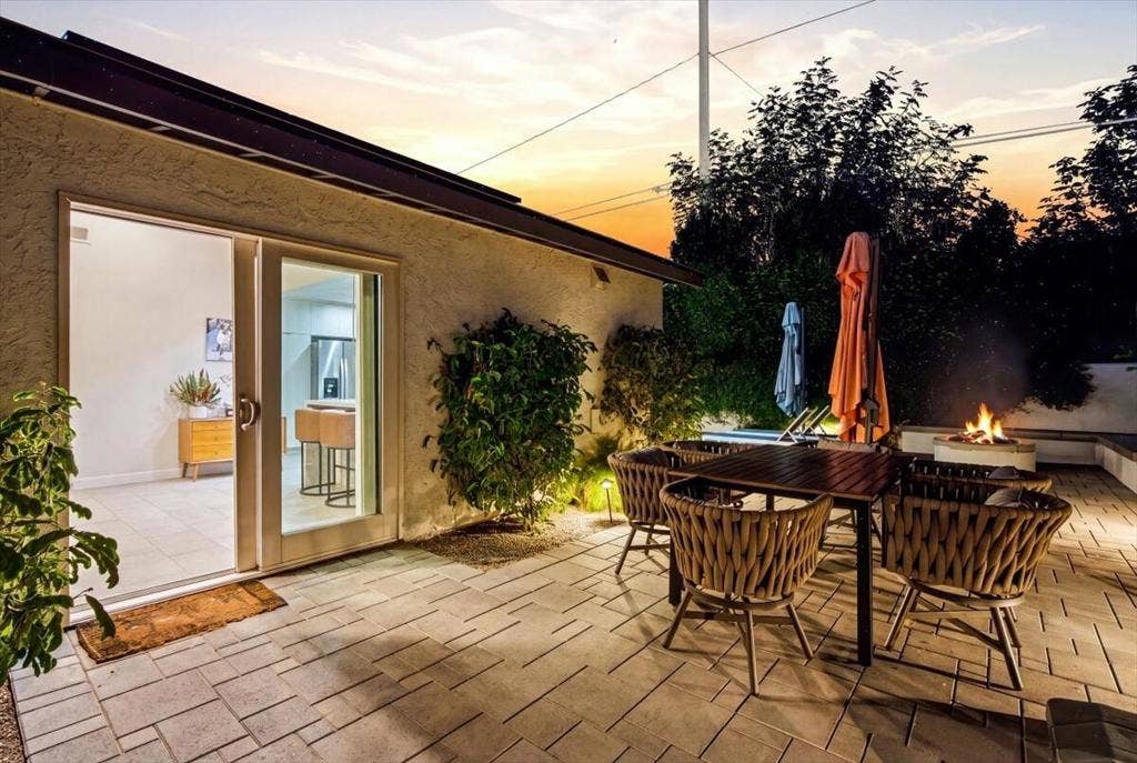 830 S Nueva Vista Drive S, Palm Springs, CA 92264 43-830 Nueva Vista Dr S-34 (Digital Enha