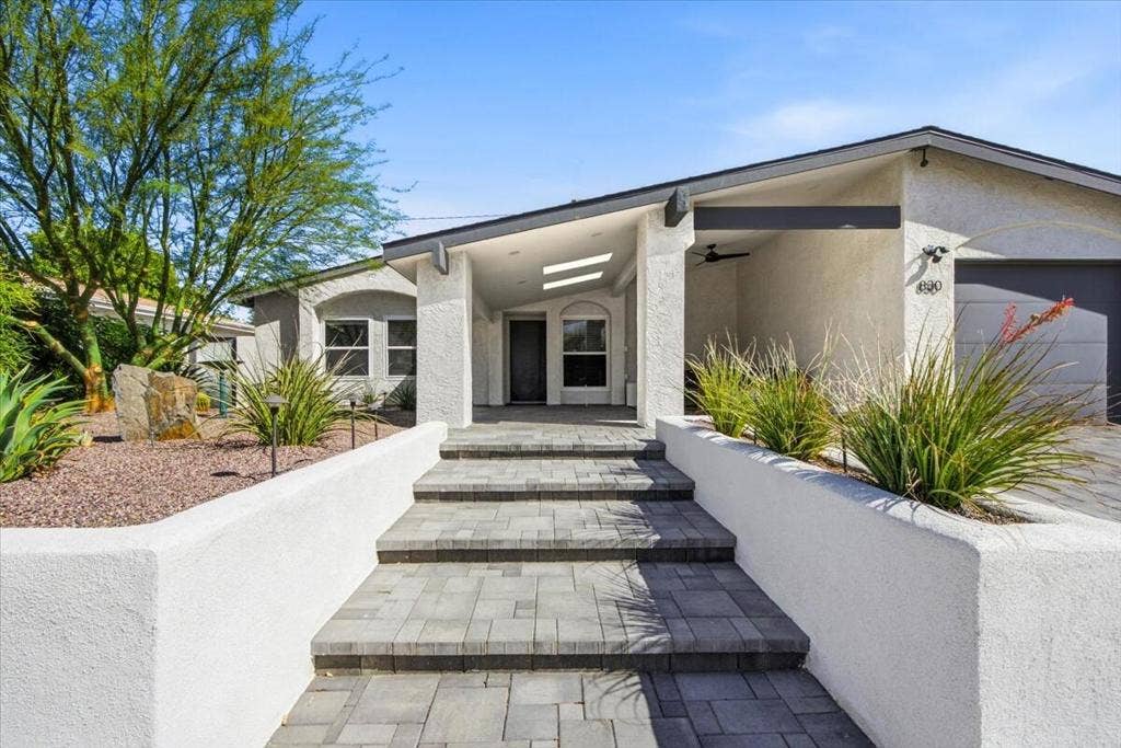 830 S Nueva Vista Drive S, Palm Springs, CA 92264 05-830 Nueva Vista Dr S-19