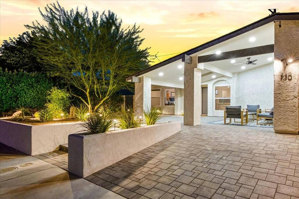 830 S Nueva Vista Drive S, Palm Springs, CA 92264 36-830 Nueva Vista Dr S-33