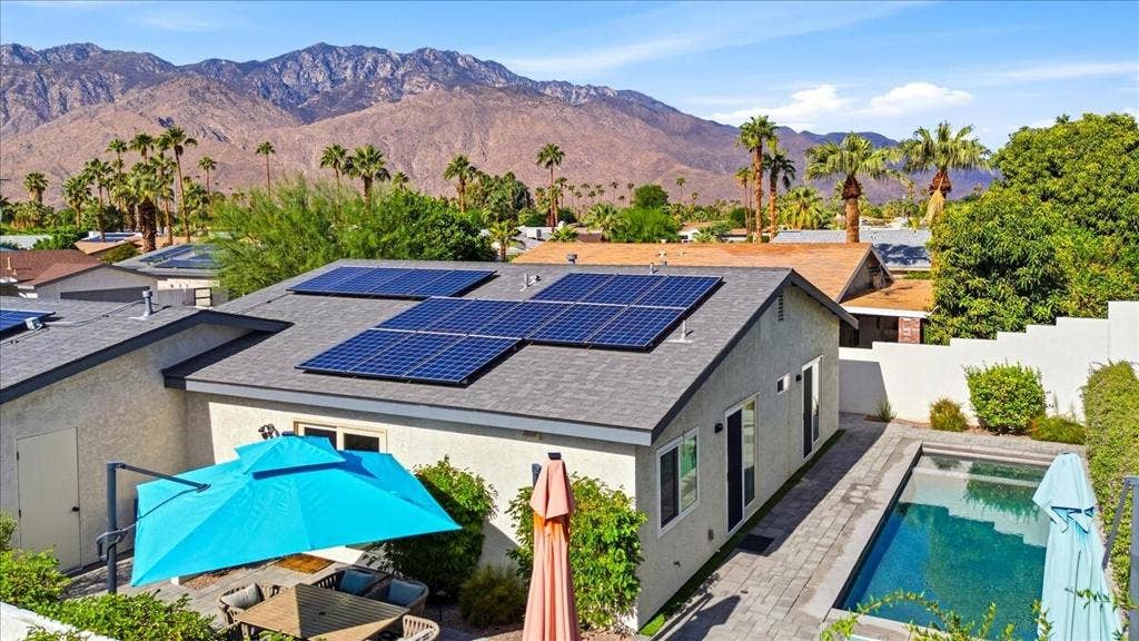 830 S Nueva Vista Drive S, Palm Springs, CA 92264 29-830 Nueva Vista Dr S-36