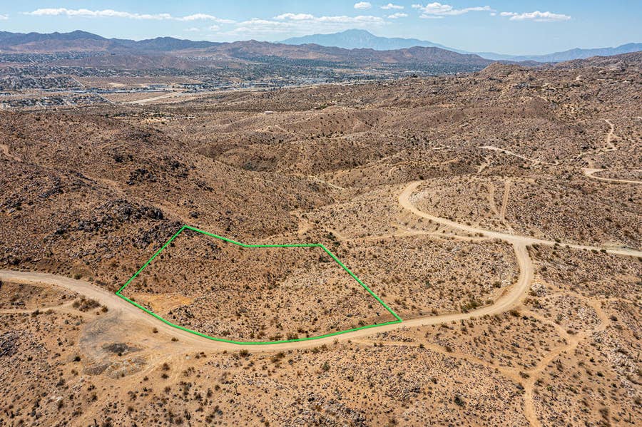 Property photo for 207 Serin Drive, Yucca Valley, CA