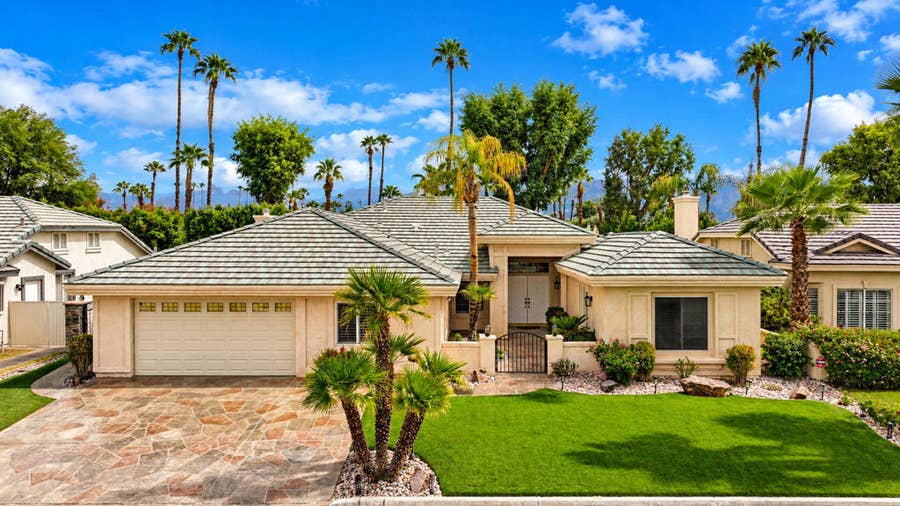 Property photo for 54 Sutton Place E, Palm Desert, CA