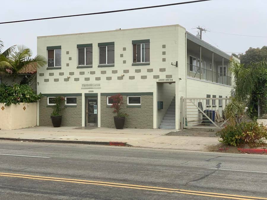 Property photo for 1725 E Thompson E, Ventura, CA