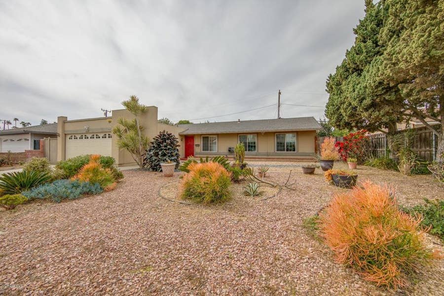 Property photo for 813 N Calle Circulo, Camarillo, CA