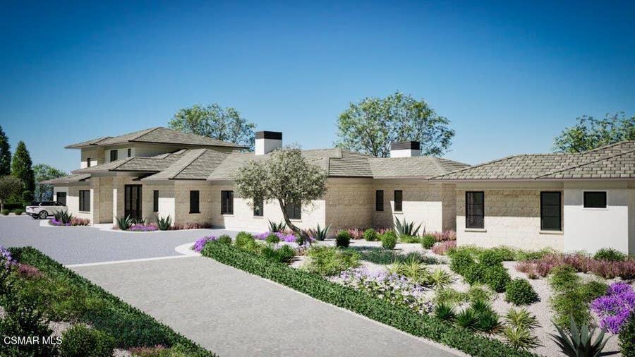 Property photo for 925 W Stafford Road, Thousand Oaks, CA