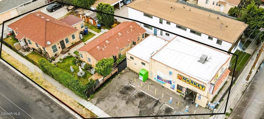 Property photo for 10333 Inglewood Avenue, Inglewood, CA