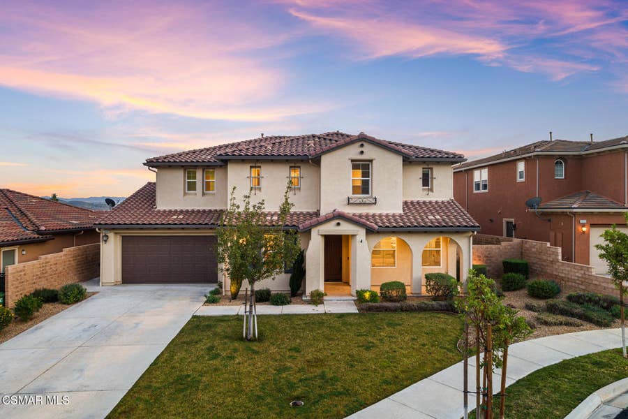 Property photo for 12668 Deer Grass Court, Moorpark, CA