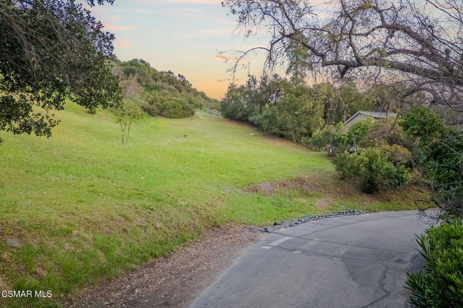Property photo for 44 Upper Lake Road, Lake Sherwood, CA