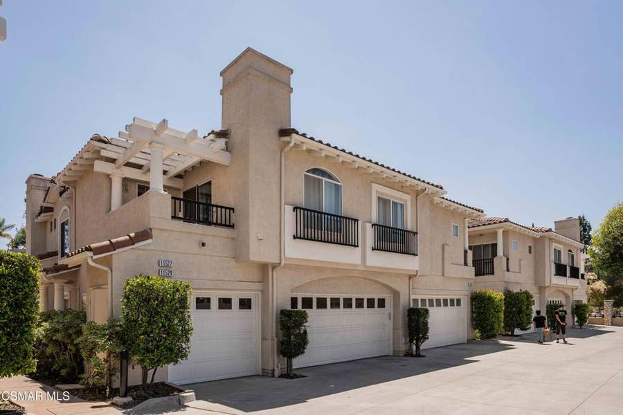 Property photo for 11529 Treeview Court, Moorpark, CA