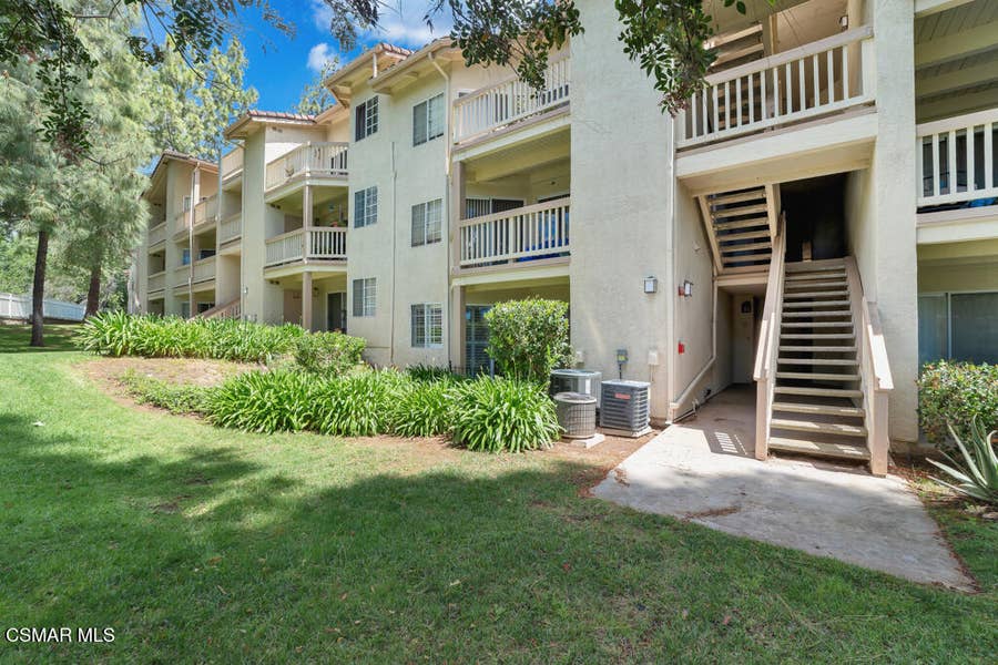 Property photo for 653 Oak Run Trail, #109, Oak Park, CA