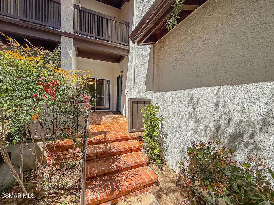 Property photo for 5423 Spanish Oak Lane, #C, Oak Park, CA