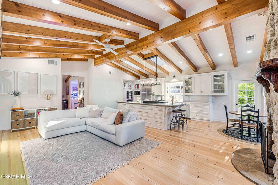 Property photo for 22661 Calvert Street, Woodland Hills, CA