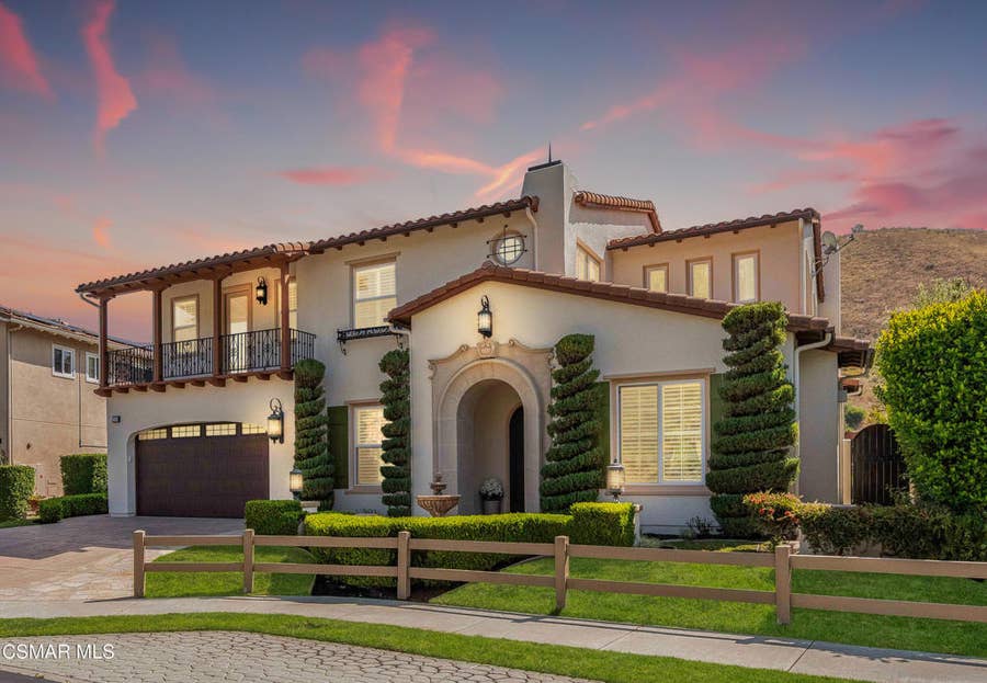 Property photo for 318 Loire Valley Drive, Simi Valley, CA