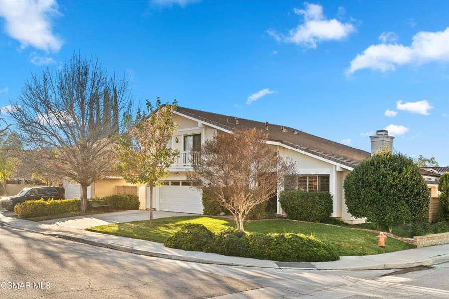 Property photo for 23503 Via Decano, Valencia, CA