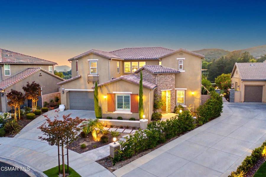Property photo for 13093 Canyon Wren Court, Moorpark, CA