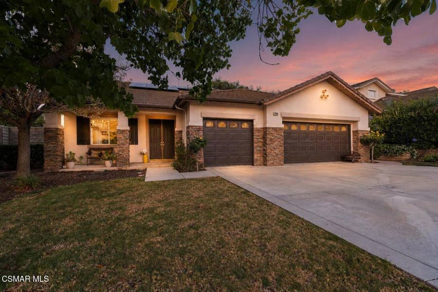 Property photo for 2094 Creekridge Avenue, Simi Valley, CA