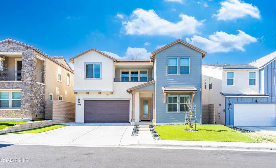 Property photo for 21242 Wild Flower Way, Chatsworth, CA