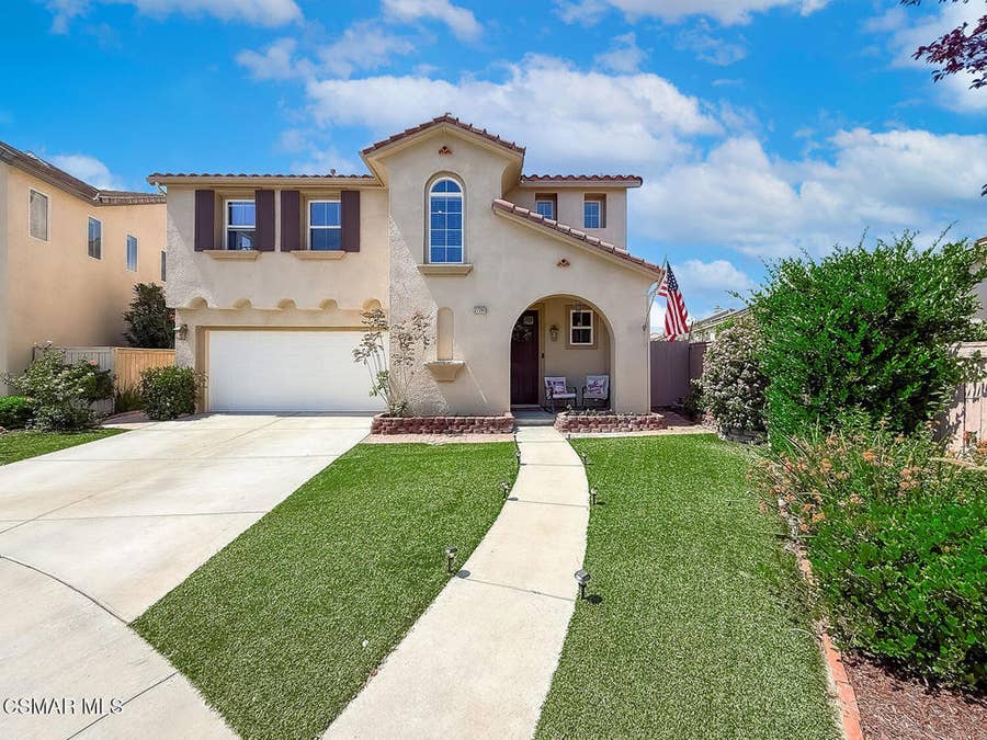 Property photo for 27261 Sterling Grove Lane, Canyon Country, CA