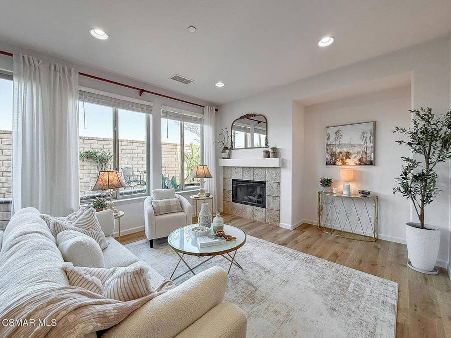Property photo for 6838 Simmons Way, Moorpark, CA