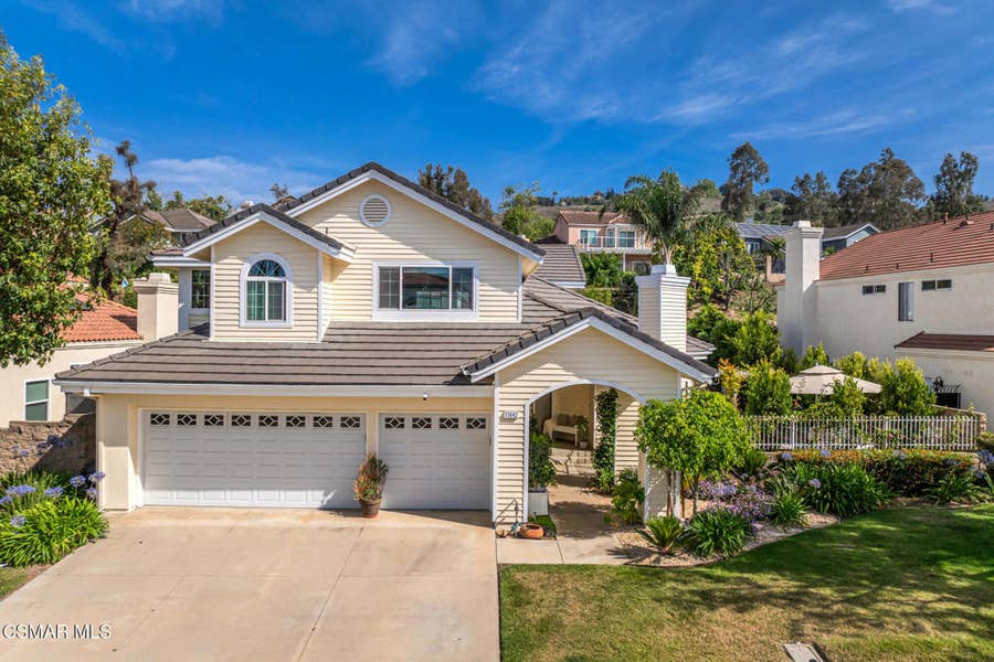 Property photo for 11642 Blossomwood Court, Moorpark, CA
