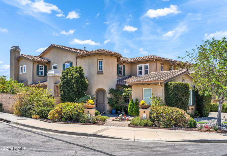 Property photo for 3936 Eagle Flight Drive, Simi Valley, CA