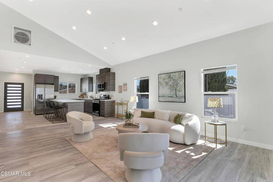 Property photo for 955 Brossard Drive, Thousand Oaks, CA