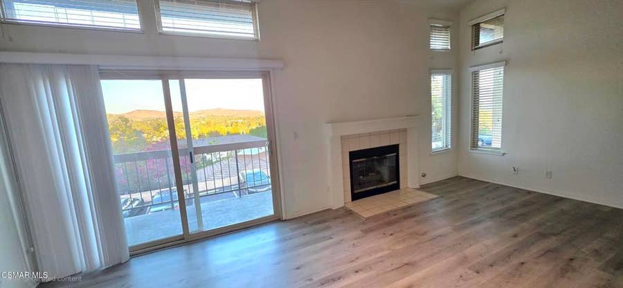 Property photo for 825 Warwick Avenue, Thousand Oaks, CA