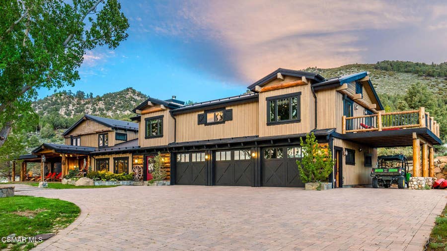 Property photo for 716 Aspen Spring Ranch Road, Mammoth Lakes, CA