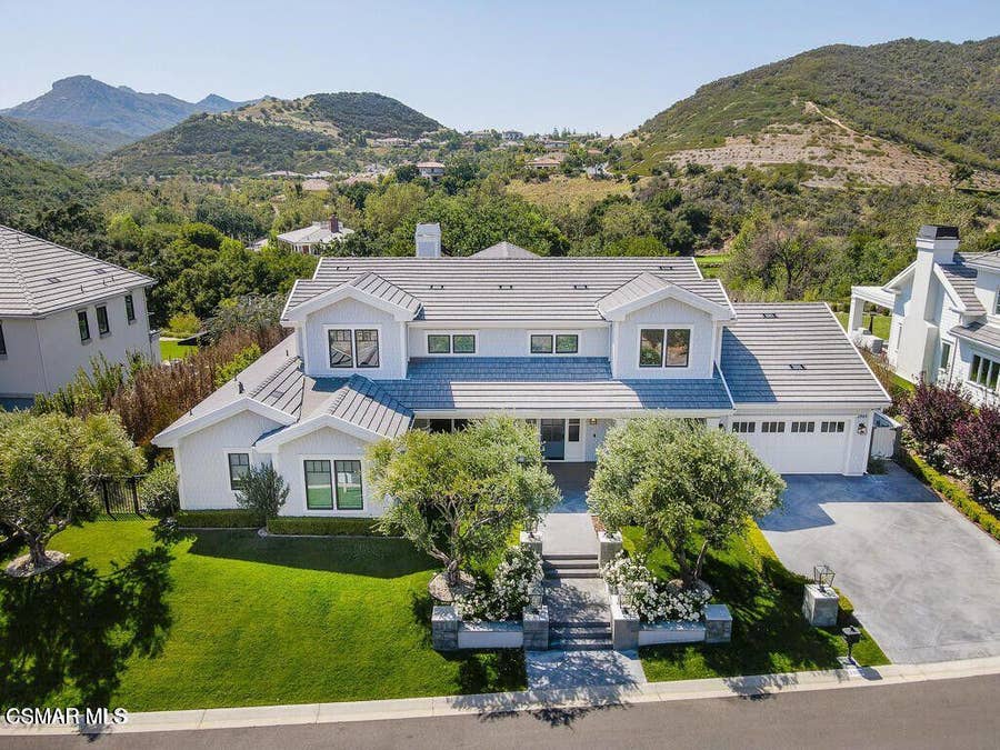 Property photo for 2969 Calbourne Lane, Westlake Village, CA