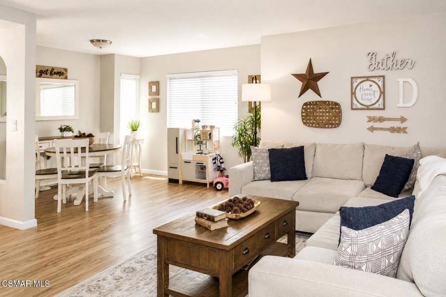 Property photo for 252 Green Moor Place, Thousand Oaks, CA