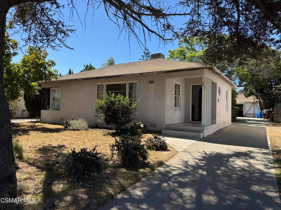 Property photo for 648 Palm Drive, Oxnard, CA