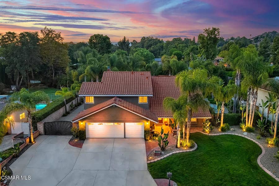 Property photo for 687 Stonebrook Street, Simi Valley, CA