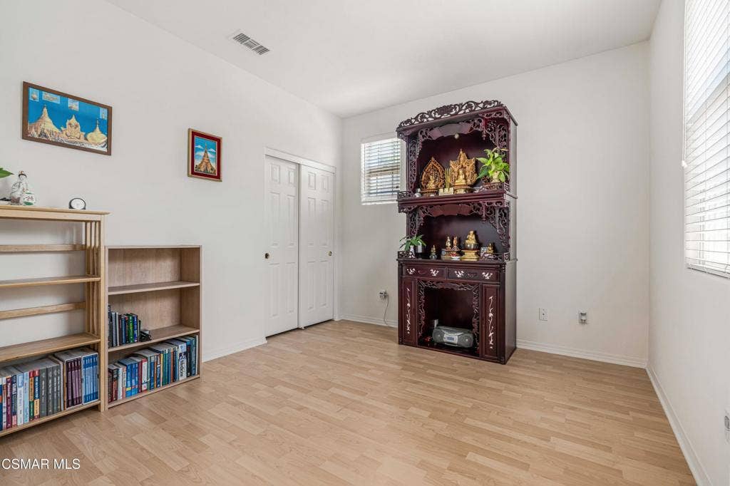 340 Town Forest Ct-19