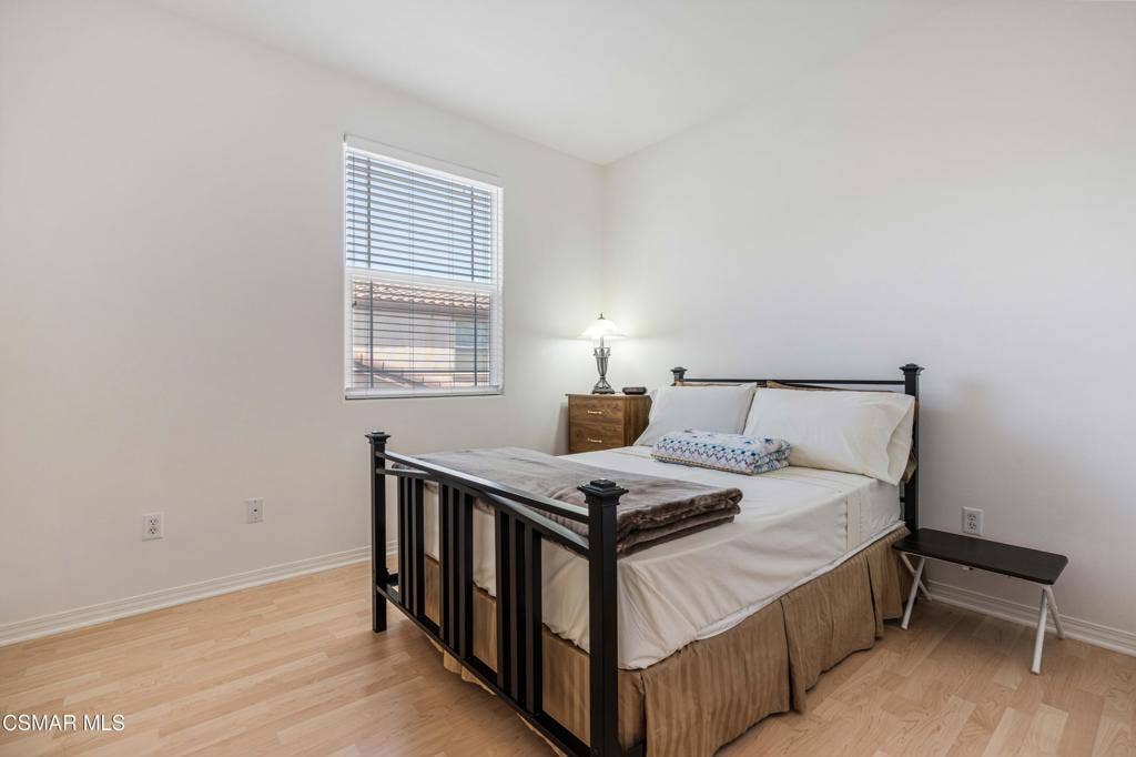 340 Town Forest Ct-22