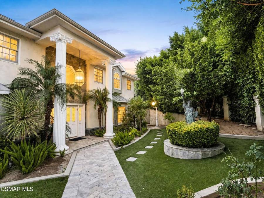 Property photo for 4640 Dunas Lane, Tarzana, CA
