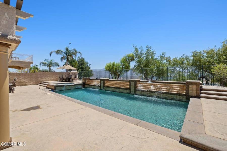 Property photo for 17114 Crest Heights Drive, Canyon Country, CA