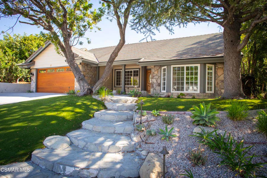 Property photo for 2794 Parkview Drive, Thousand Oaks, CA