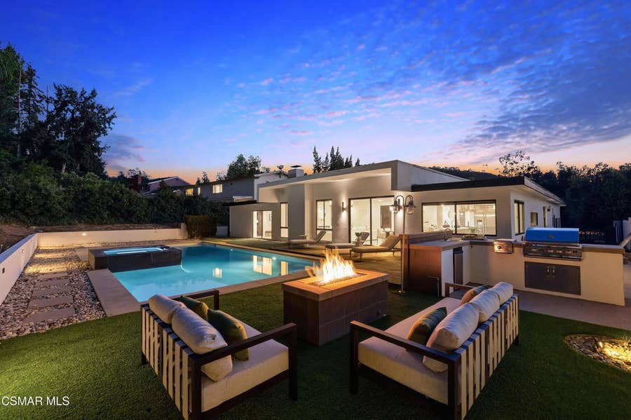 Property photo for 4400 Topanga Canyon Boulevard, Woodland Hills, CA