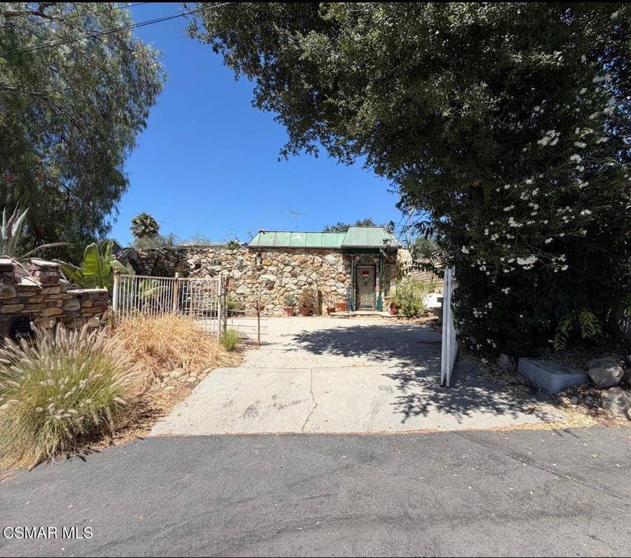 Property photo for 9208 Thompson Avenue, Chatsworth, CA