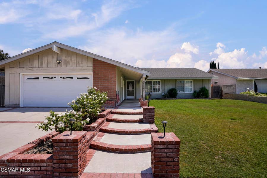 Property photo for 2482 Gayle Place, Simi Valley, CA