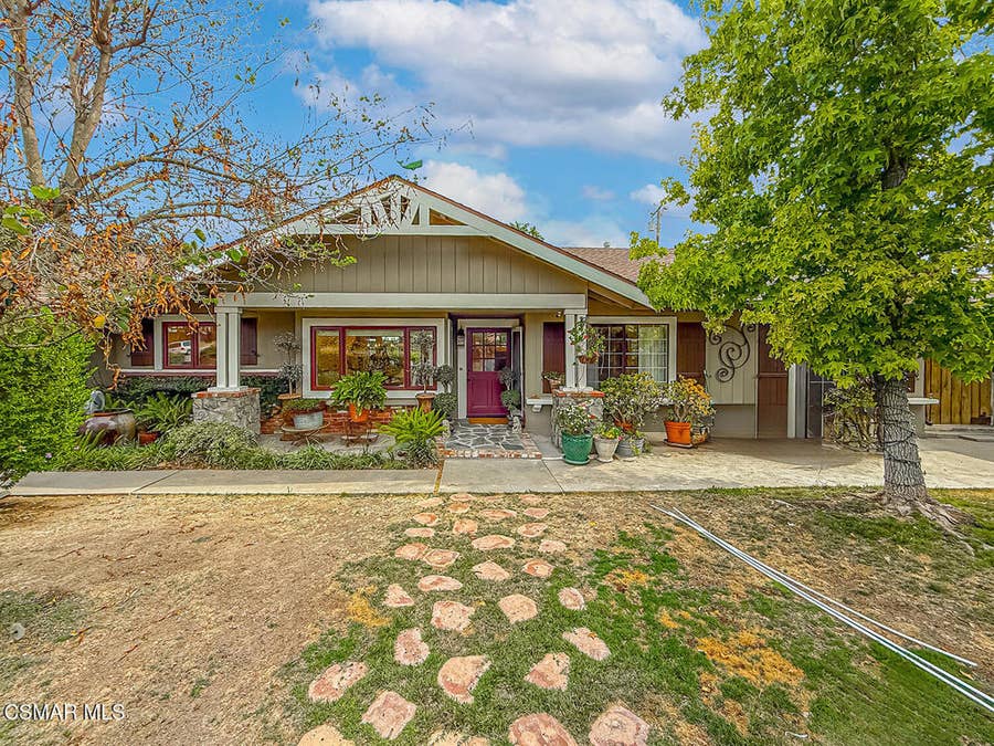 Property photo for 1888 El Monte Drive, Thousand Oaks, CA