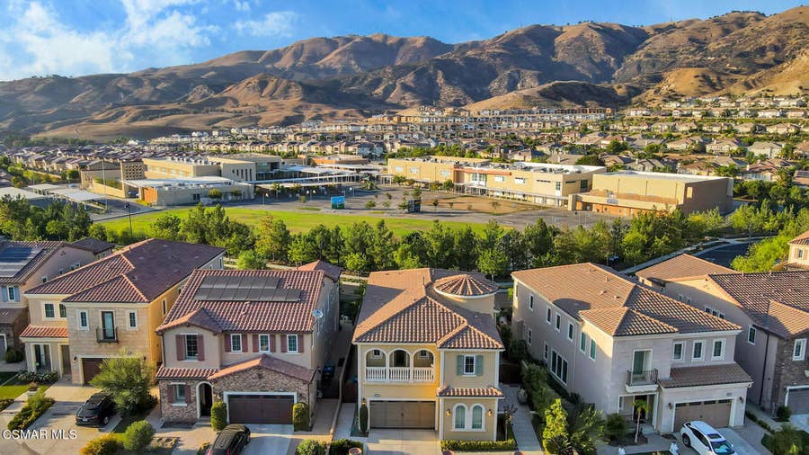 Property photo for 20511 Lantana Court, Porter Ranch, CA